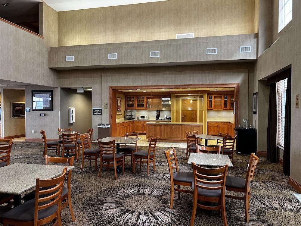 Hyatt House Colorado Springs Airport Hotel Exterior foto